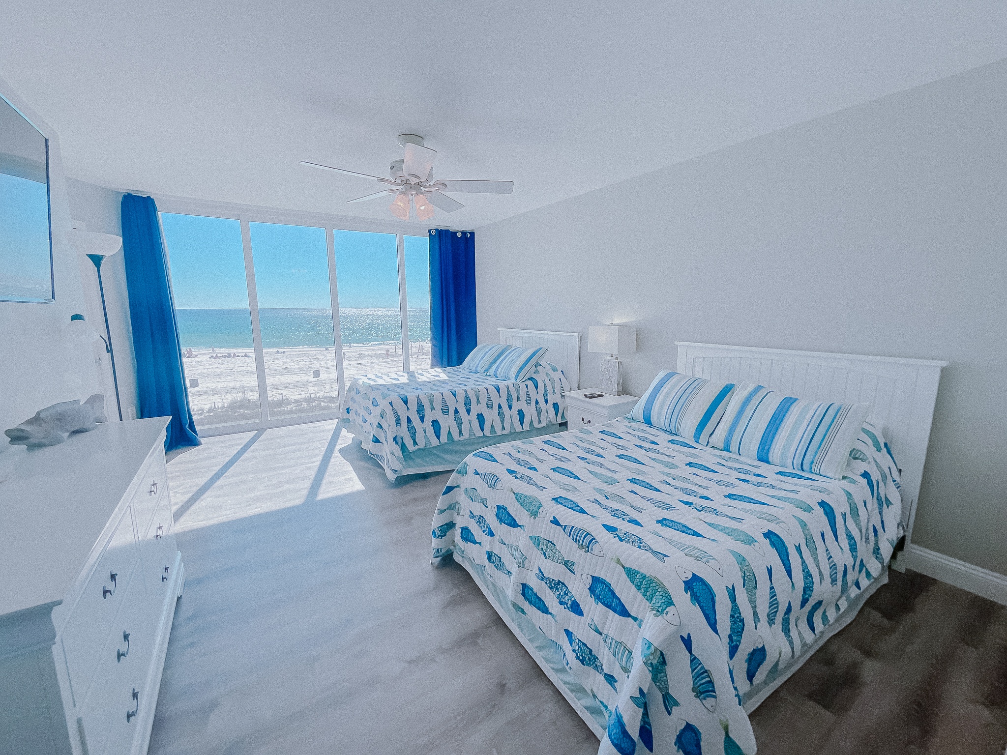 Long Beach Resort Unit 204 Pineapple Realty Group   Kk Guest Bedroom 